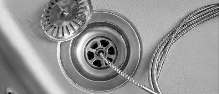drain snaking what to do and what to avoid